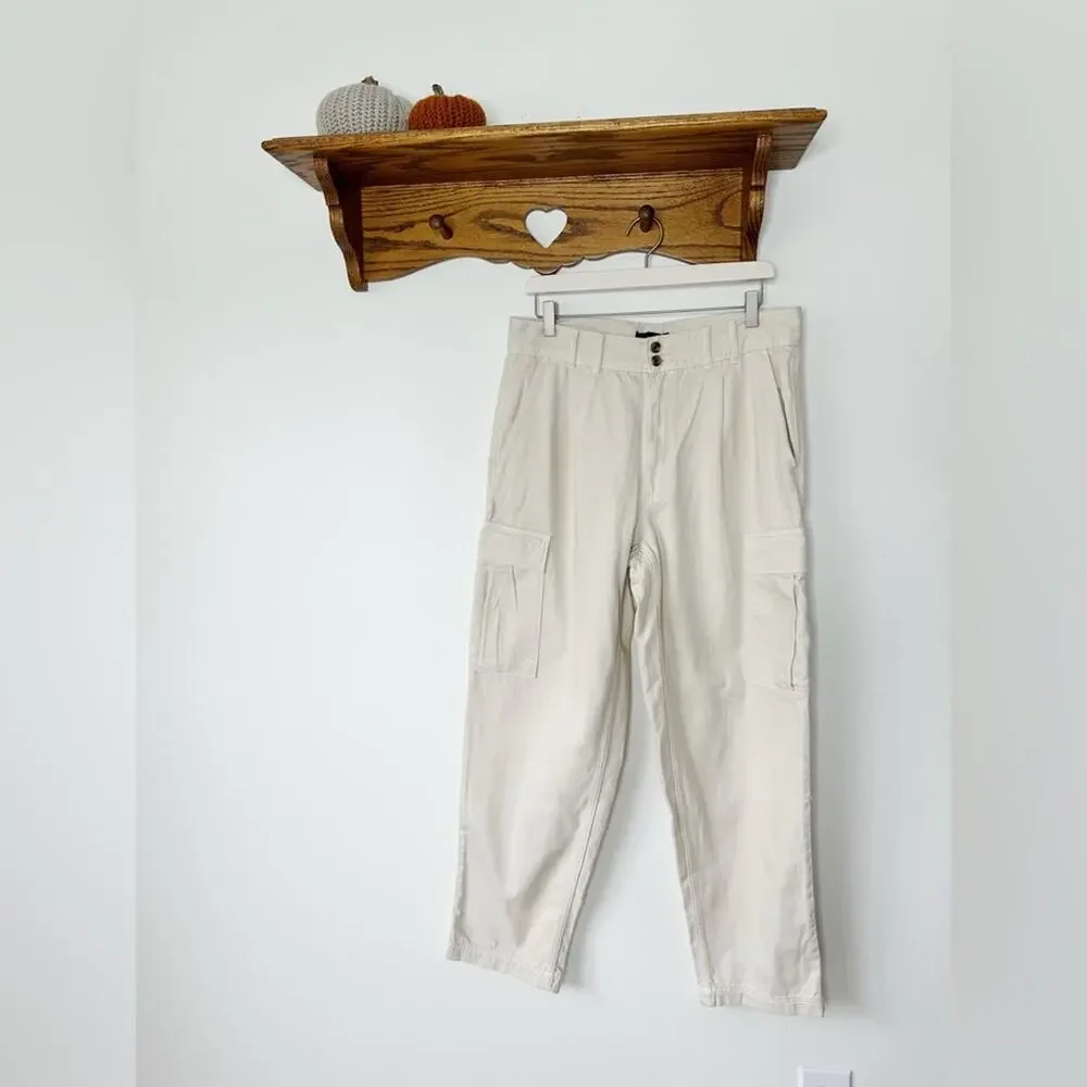 Banana Republic Factory Light Tan Cargo Barrel Balloon Leg Jeans Size 8/29
